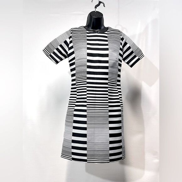 HUNTER BELL‎ Black and white stripe shift dress size M. - Picture 3 of 13